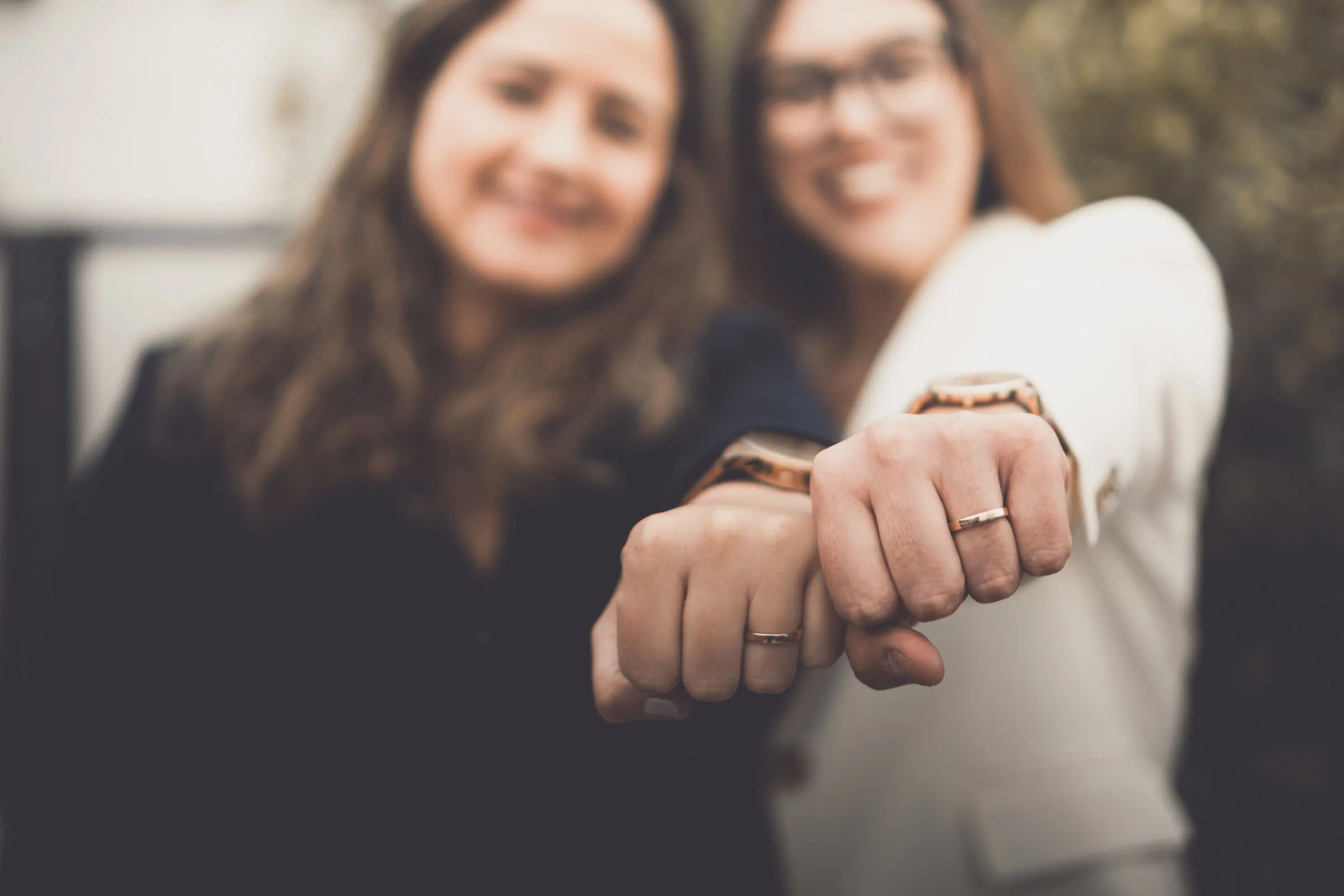 Amanda & Gabi — couple portrait (06), wedding photography by Anna Mello Studios, Dublin