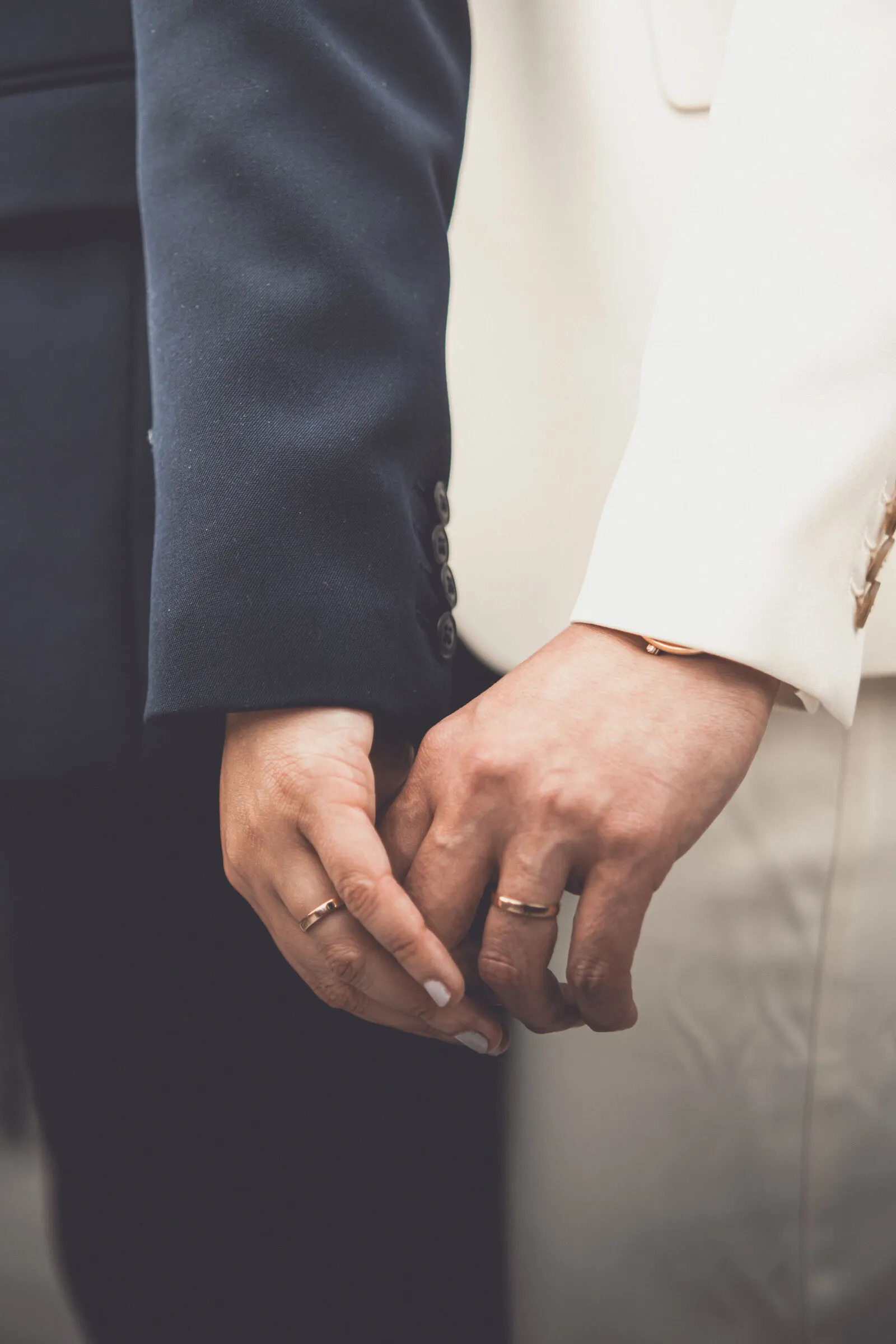 Amanda & Gabi — couple portrait (08), wedding photography by Anna Mello Studios, Dublin
