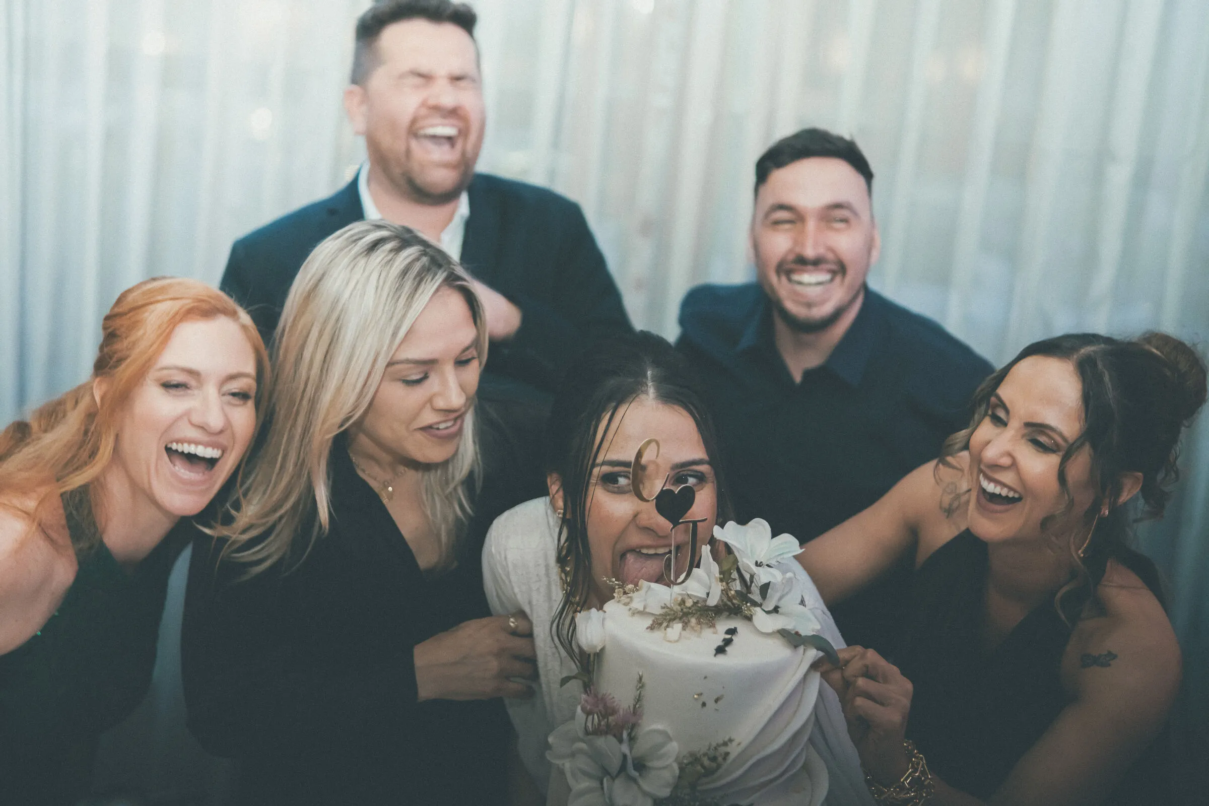 Candy & James — reception party (05), wedding photography by Anna Mello Studios, Dublin