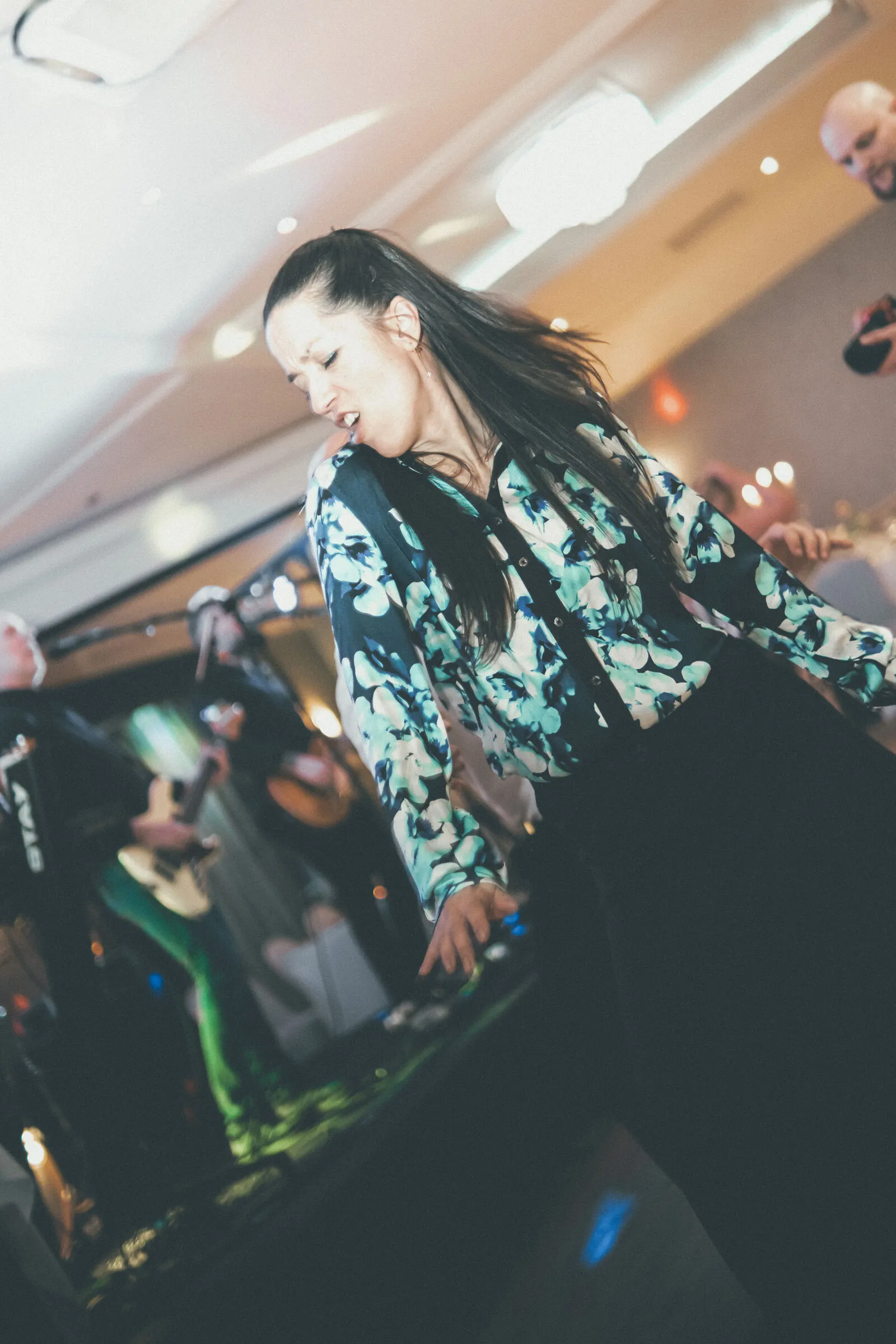 Candy & James — reception party (31), wedding photography by Anna Mello Studios, Dublin