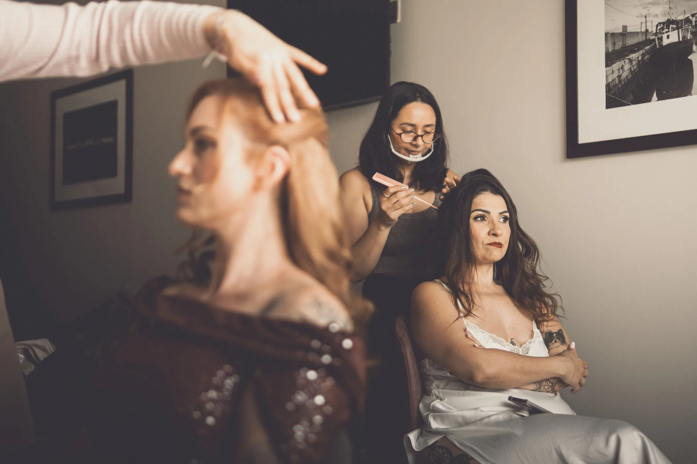 Candy & James — getting ready (02), wedding photography by Anna Mello Studios, Dublin