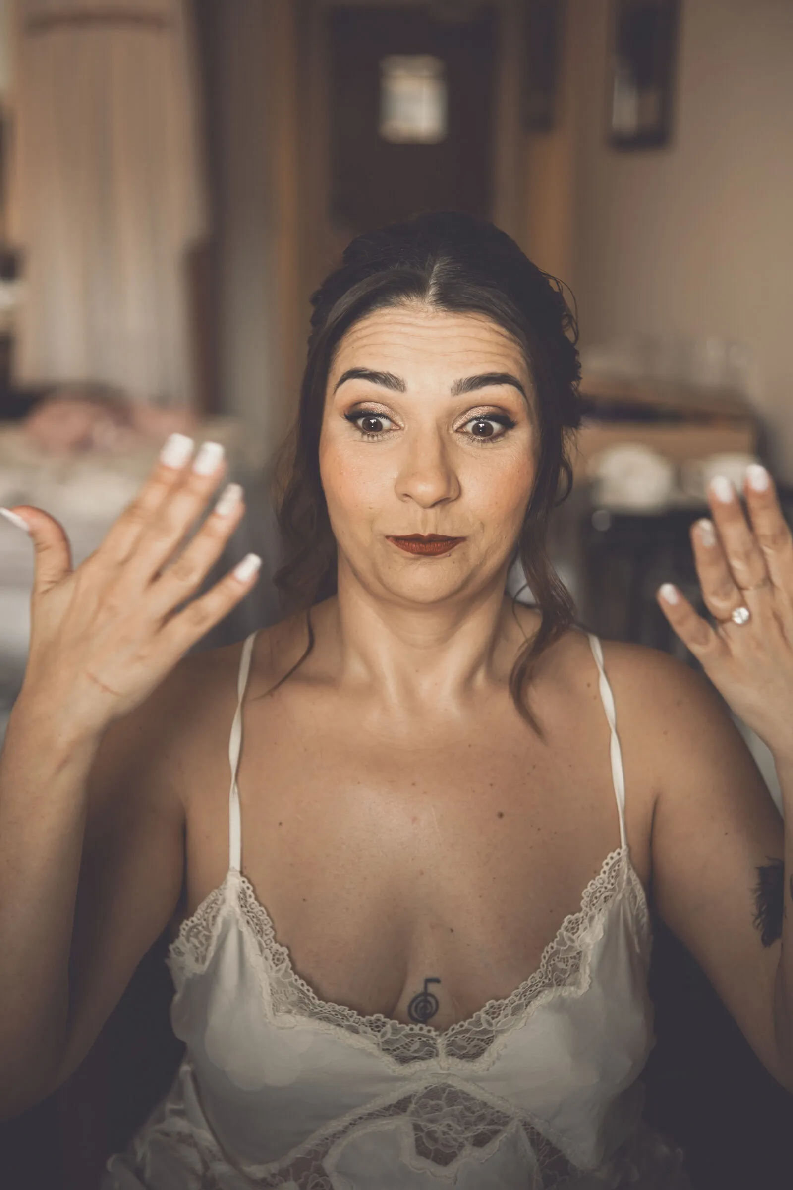 Candy & James — getting ready (08), wedding photography by Anna Mello Studios, Dublin