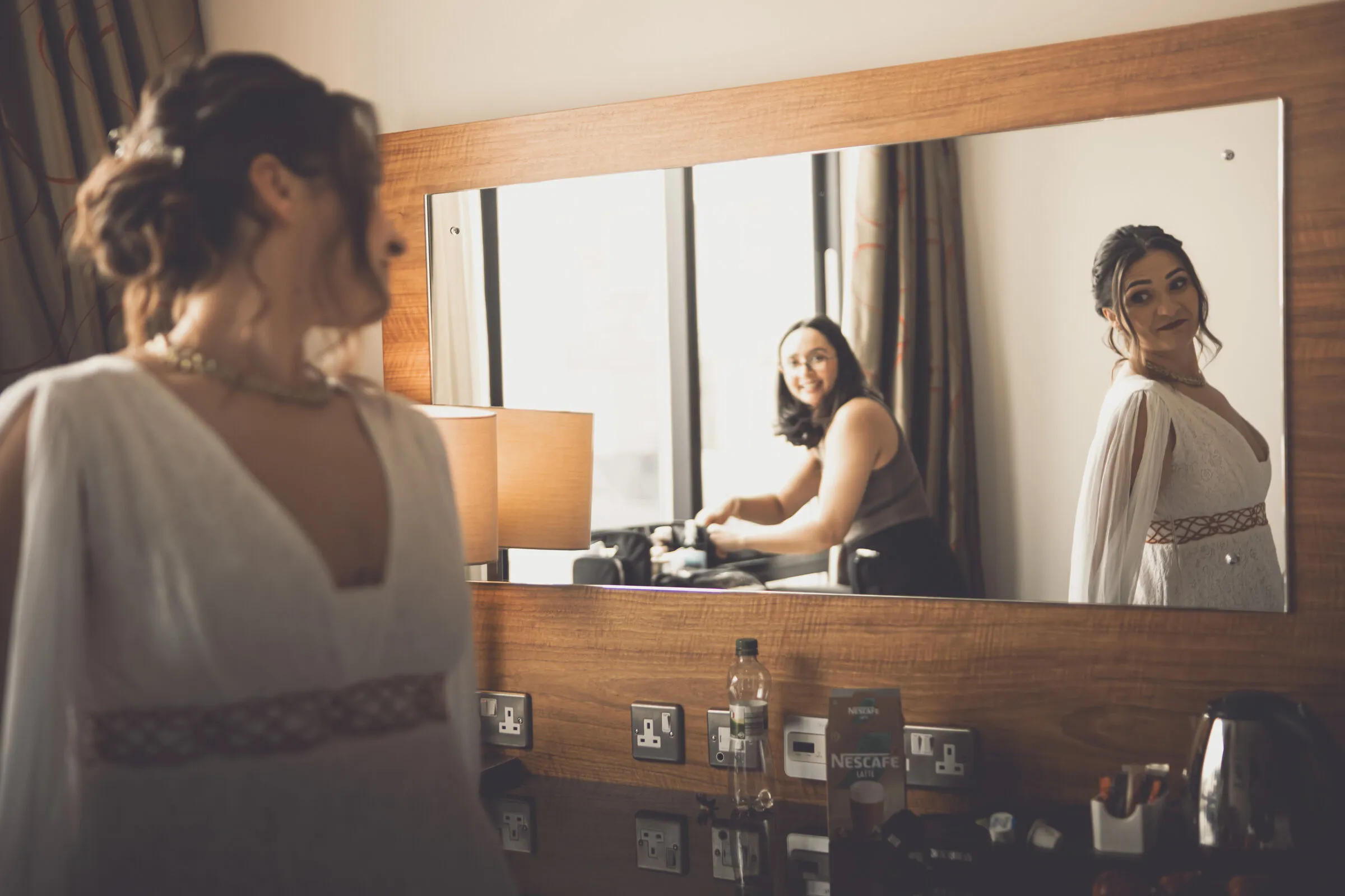 Candy & James — getting ready (10), wedding photography by Anna Mello Studios, Dublin