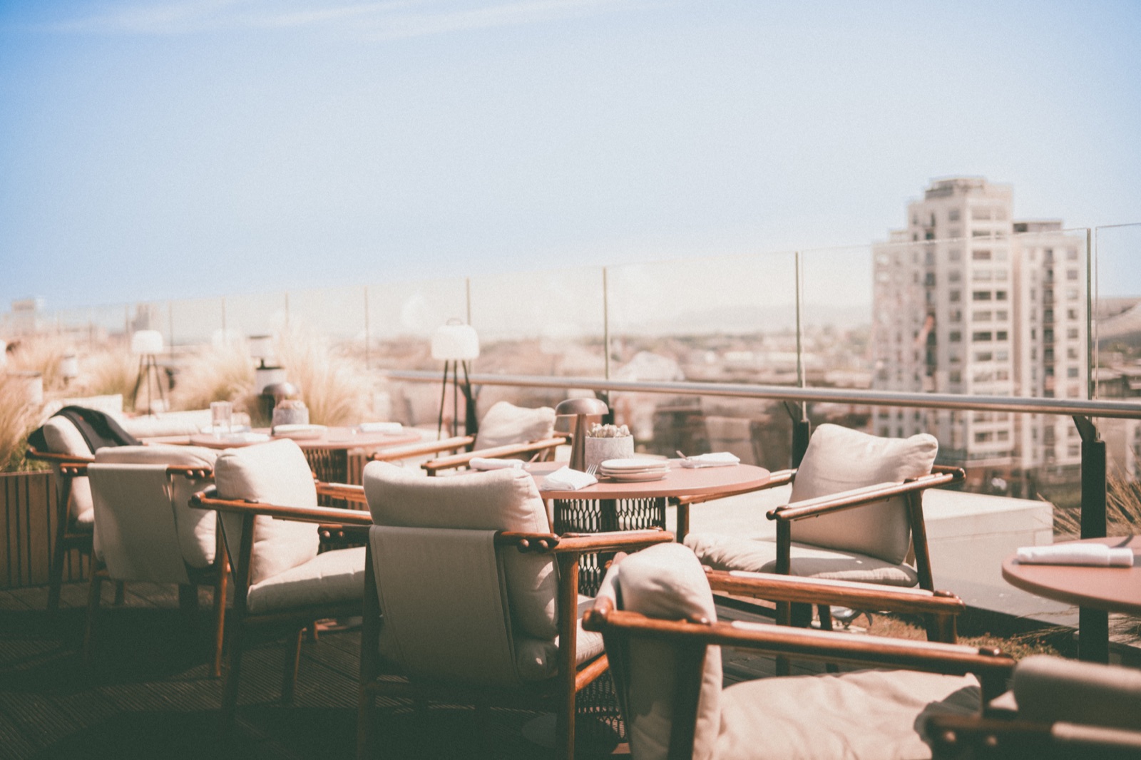 John & Emma — the rooftop (20), wedding photography by Anna Mello Studios, Dublin
