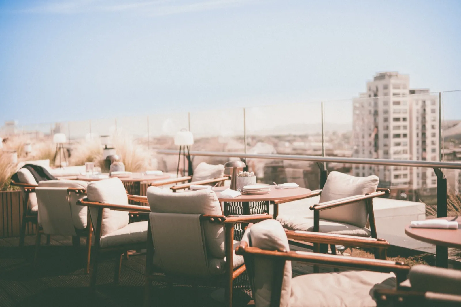 John & Emma — the rooftop (20), wedding photography by Anna Mello Studios, Dublin