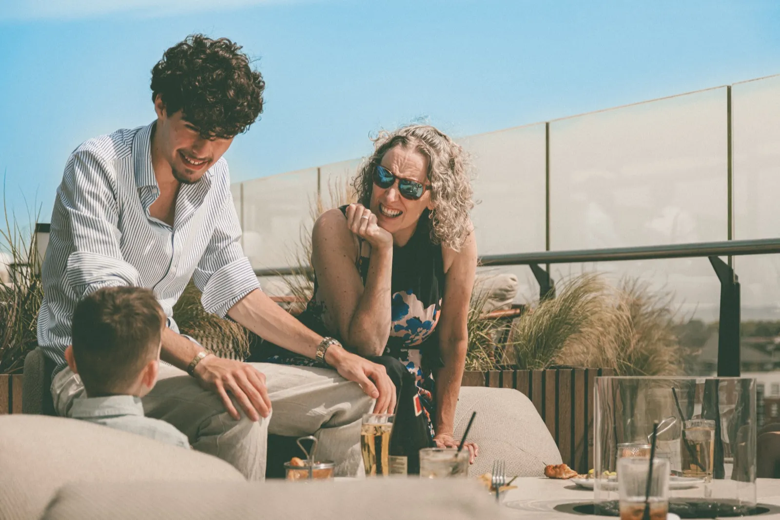 John & Emma — the rooftop (28), wedding photography by Anna Mello Studios, Dublin
