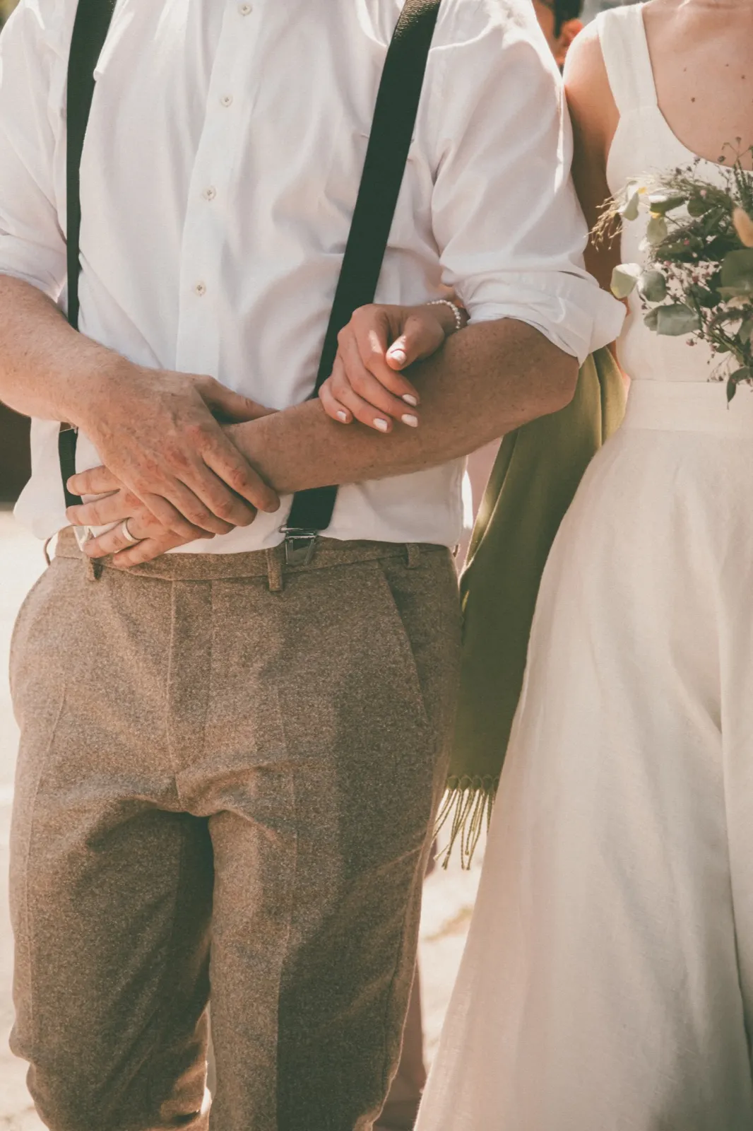 John & Emma — the walk (05), wedding photography by Anna Mello Studios, Dublin