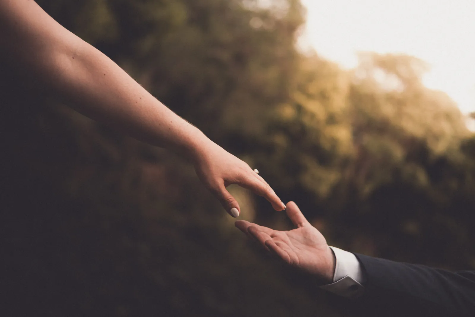 Juliana & Aaron — frame 07, photography by Anna Mello Studios
