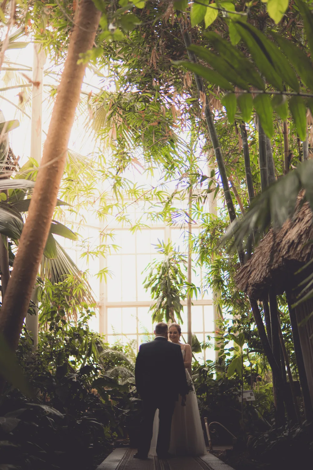 Juliana & Aaron — ensaio pré-wedding no Botanic Gardens e civil em Dublin
