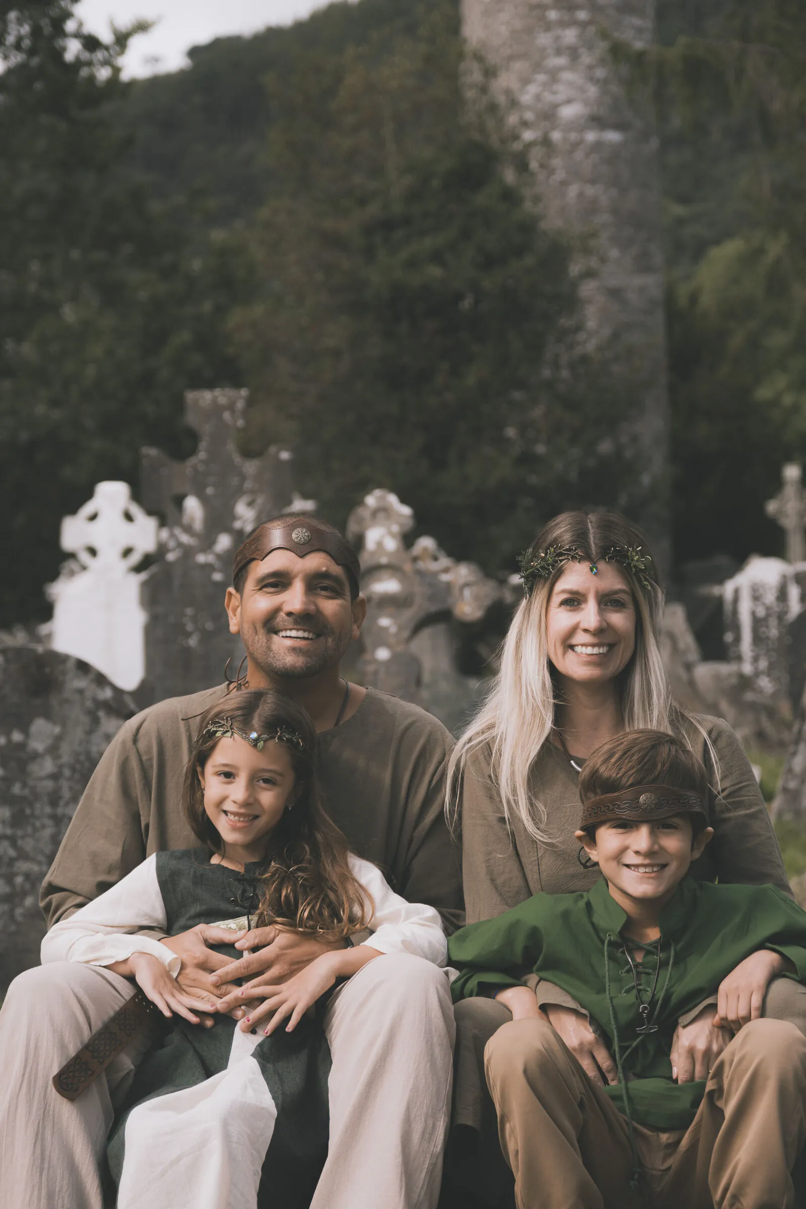 Priscilla & Vinicius — with the family (01), wedding photography by Anna Mello Studios, Dublin