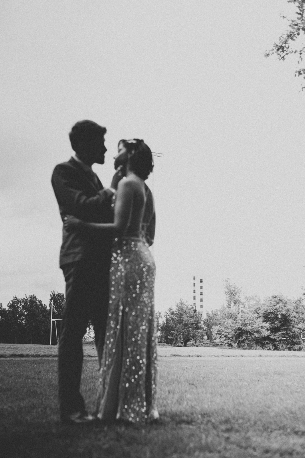 Will & Lais — the two (11), wedding photography by Anna Mello Studios, Dublin
