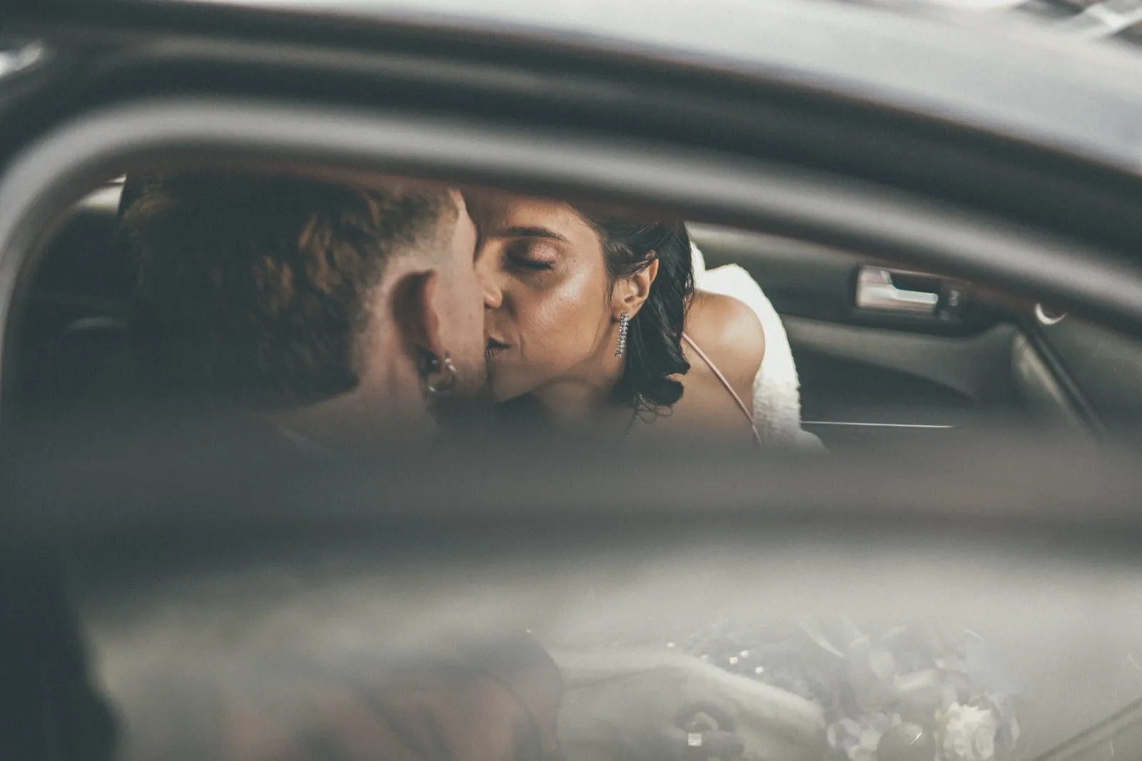 Will & Lais — the two (14), wedding photography by Anna Mello Studios, Dublin