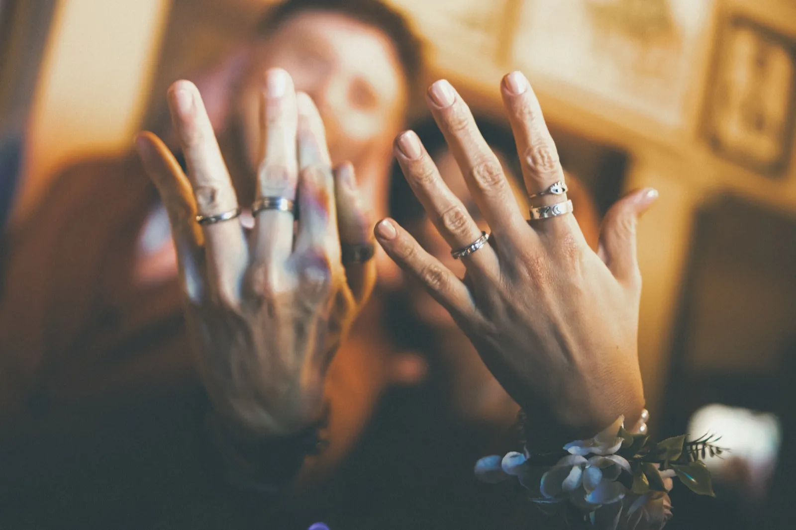 Will & Lais — the pub (03), wedding photography by Anna Mello Studios, Dublin