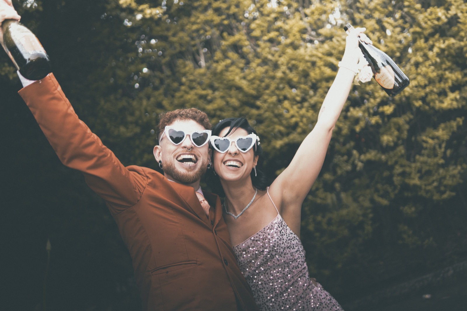Will & Lais — the pub (07), wedding photography by Anna Mello Studios, Dublin